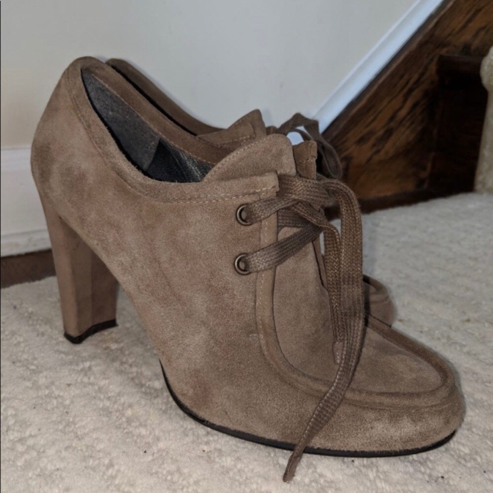 Stuart Weitzman Suede Lace-up Bootie 7.5